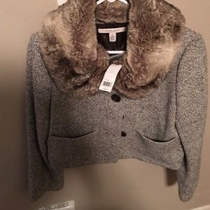 Tweed jacket with removable faux fur collar