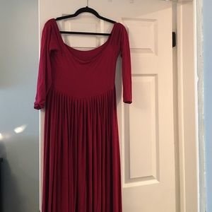 Sew trendy accessories Miriam maternity gown