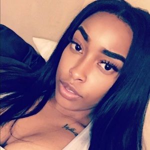 Meet your Posher, Cymone