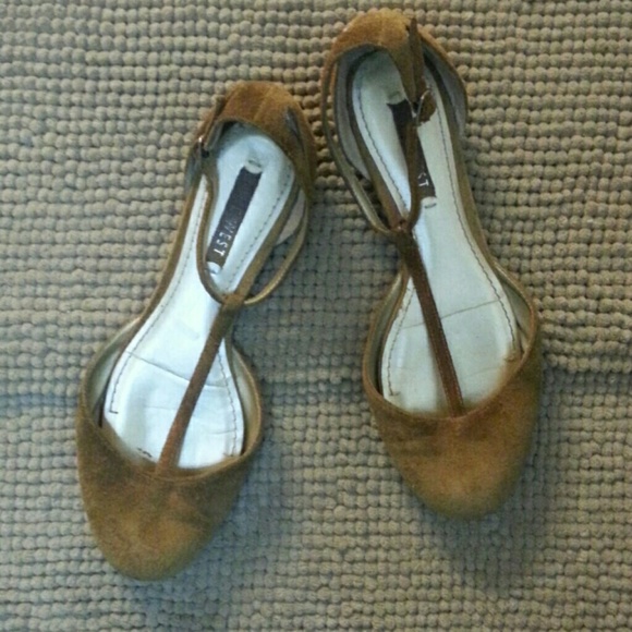 Nine West Tan Suede T-Strap Flats