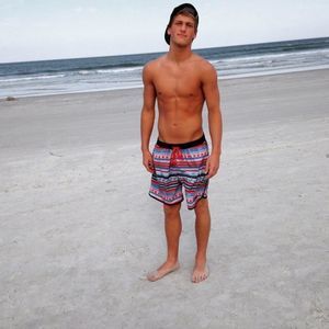 Meet your Posher, Evan