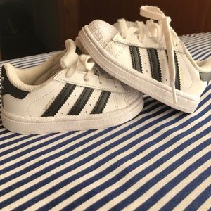Toddler Orthalite Black and White Adidas 5c