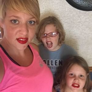 Meet your Posher, Mindy