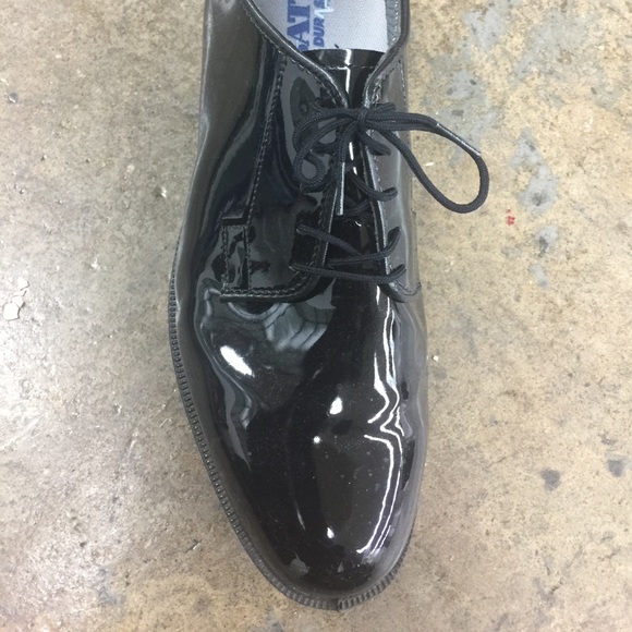Bates Dress shoe