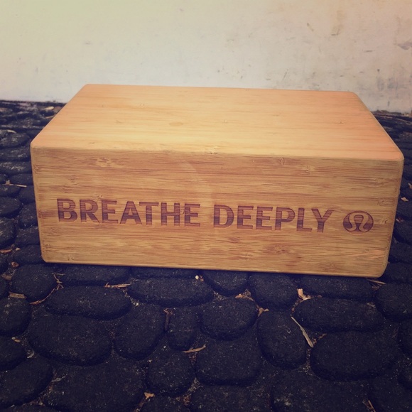 Lululemon Yoga block 🍋