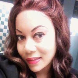 Meet your Posher, Dee