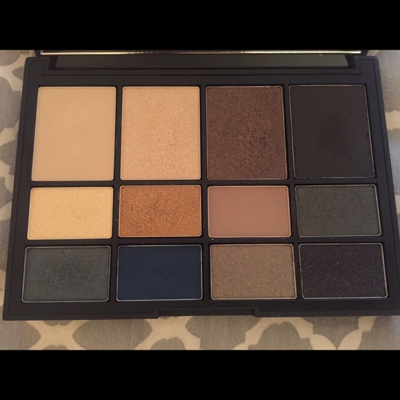 NARSissist Eyeshadow Palette - Picture 3 of 3