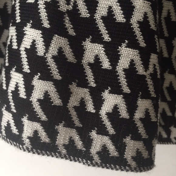 Candie's - 🍂Super Cute Sweater Skirt - S (Junior) - Picture 3 of 3