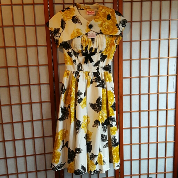 Super cute Pinup Couture Evelyn dress, size small