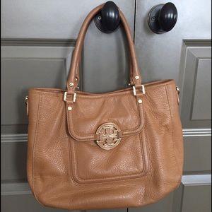 Tory Burch Amanda Classic Handle Hobo Bag