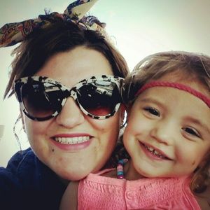 Meet your Posher, Kayla