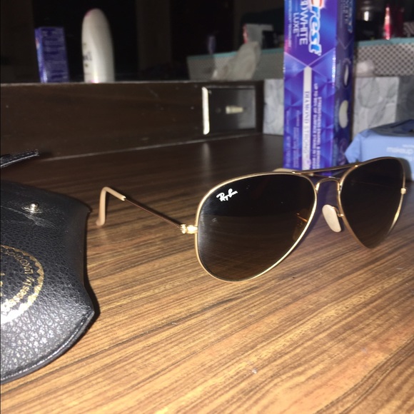 Brown raybans w gold rim, case and cleaning cloth