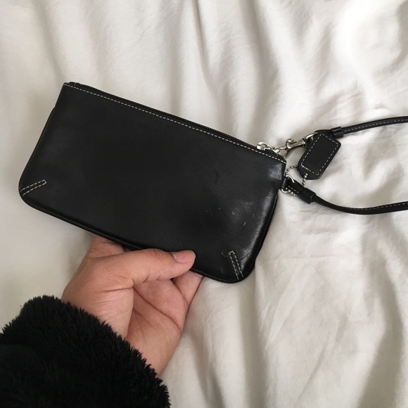 Small black Coach Wristlet - Picture 2 of 4