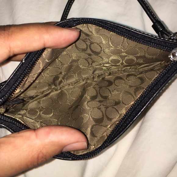 Small black Coach Wristlet - Picture 4 of 4