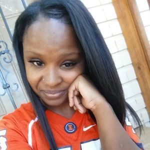 Meet your Posher, Claudia