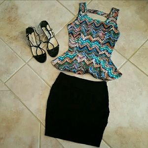 Short black pencil skirt