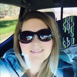 Meet your Posher, Tandi