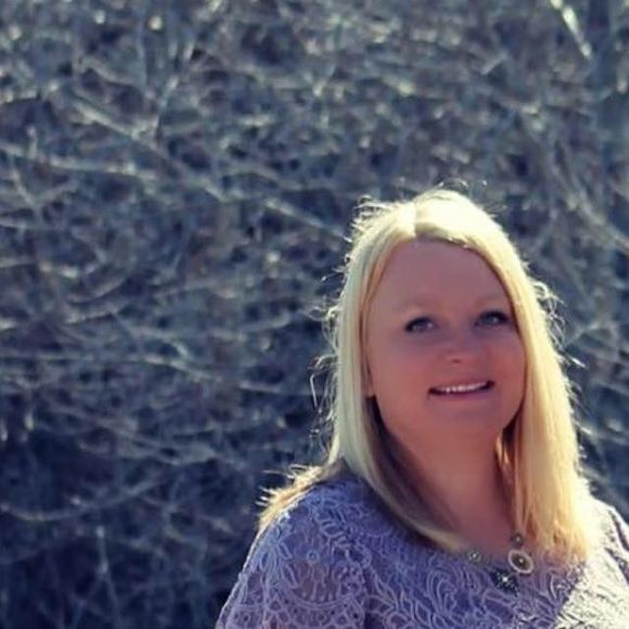Meet your Posher, Kandi