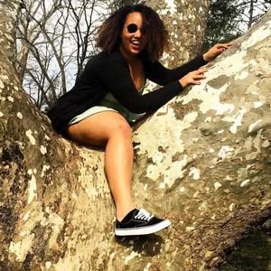 Meet your Posher, Victoria