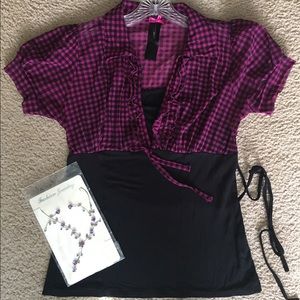 Blouse with under too