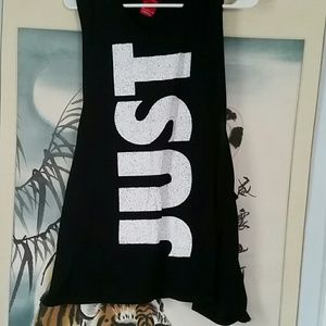 Nike t long arm holes xl