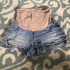 Jessica Simpson Maternity Shorts
