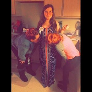 Meet your Posher, Shey