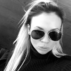 Meet your Posher, Michele