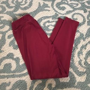 LuLaRoe OS Cranberry Leggings