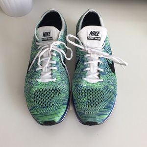 Nike Flyknit Racer