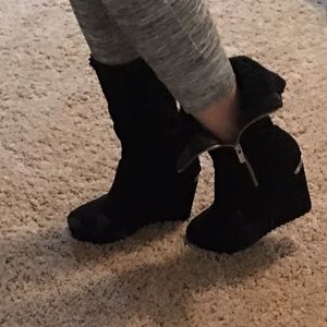 Juicy Couture Fleece Lined Wedge Boots
