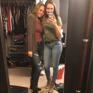 Meet your Posher, Celeste