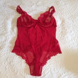 💋RED MESH LACE THONG BODYSUIT NEW NEVER WORN 36 C