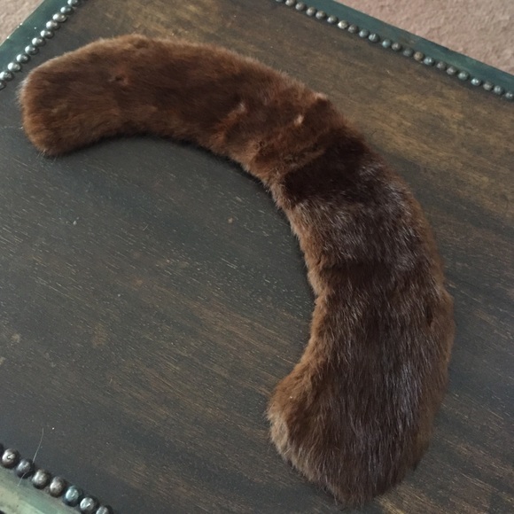 Vintage mink collar