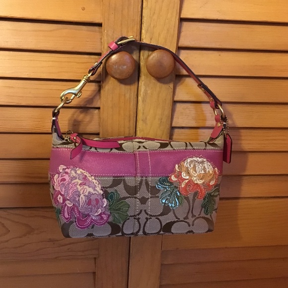 Small pink Coach purse!