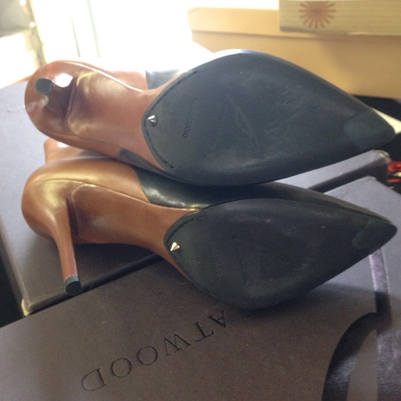 B Brian Atwood djuna boots - Picture 3 of 3