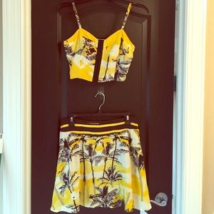 Two piece skirt set!