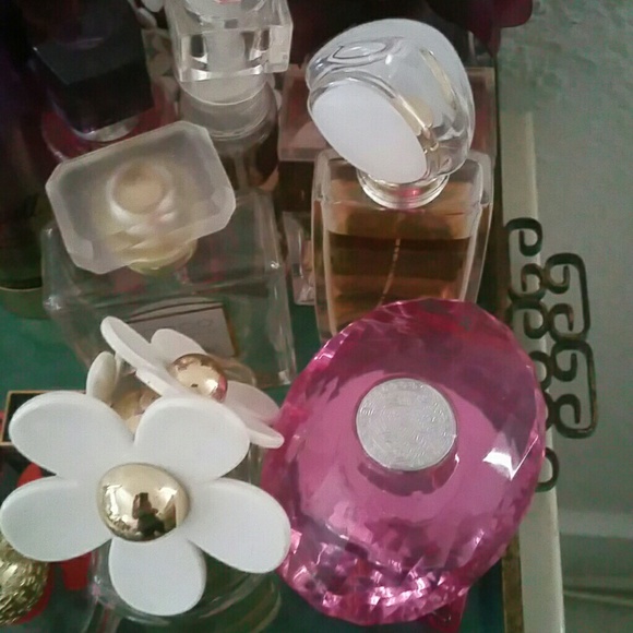 Meet your Posher, Carla