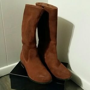 Antelope Brown Suede Boots