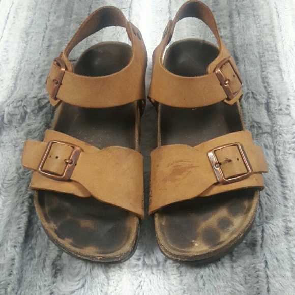 Strappy birkenstock