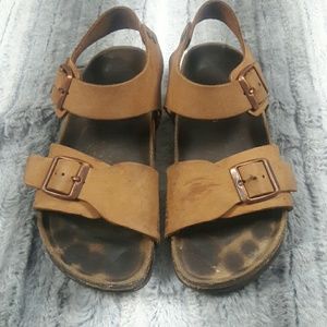 Strappy birkenstock