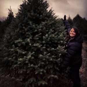 Meet your Posher, Caitlin