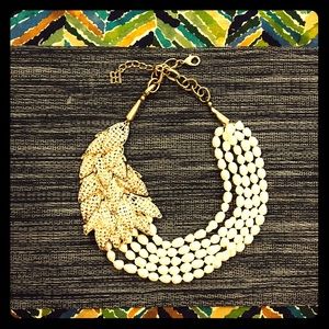 Vintage inspired 5 string pearl necklace.