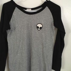 BRANDY MELVILLE Alien shirt & SKIRT lot! 💕🌸🌈