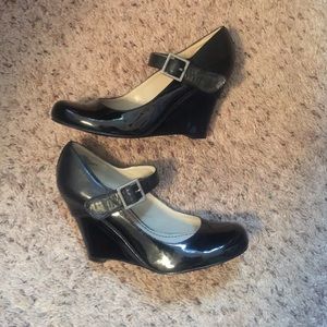 Nine West Patent Leather/Leather Wedges - Size 6.5
