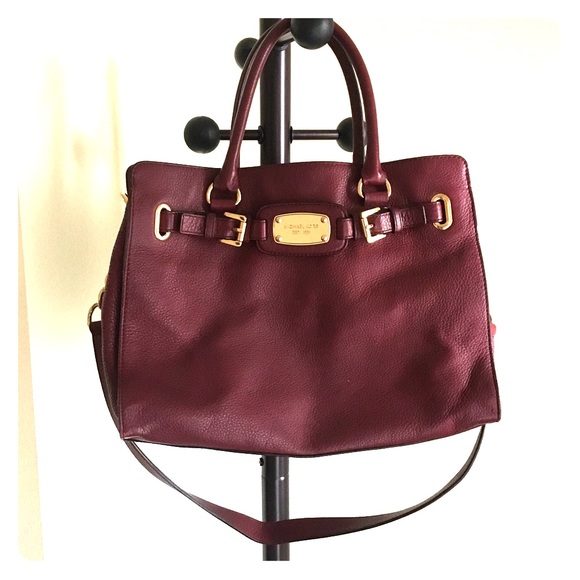 ❗️SOLD❗️EUC MICHAEL KORS HAMILTON SHOULDER SATCHEL