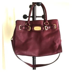 ❗️SOLD❗️EUC MICHAEL KORS HAMILTON SHOULDER SATCHEL