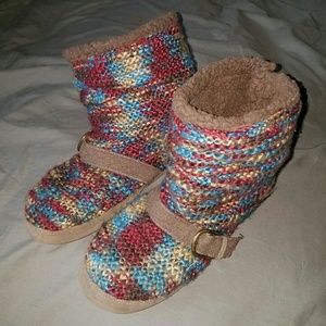 Muk  Luks Slippers