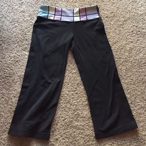Lululemon reversible crops