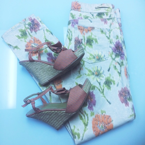 Anthropologie Denim - Anthropologie Pilcro Floral Skinny Jeans NWOT